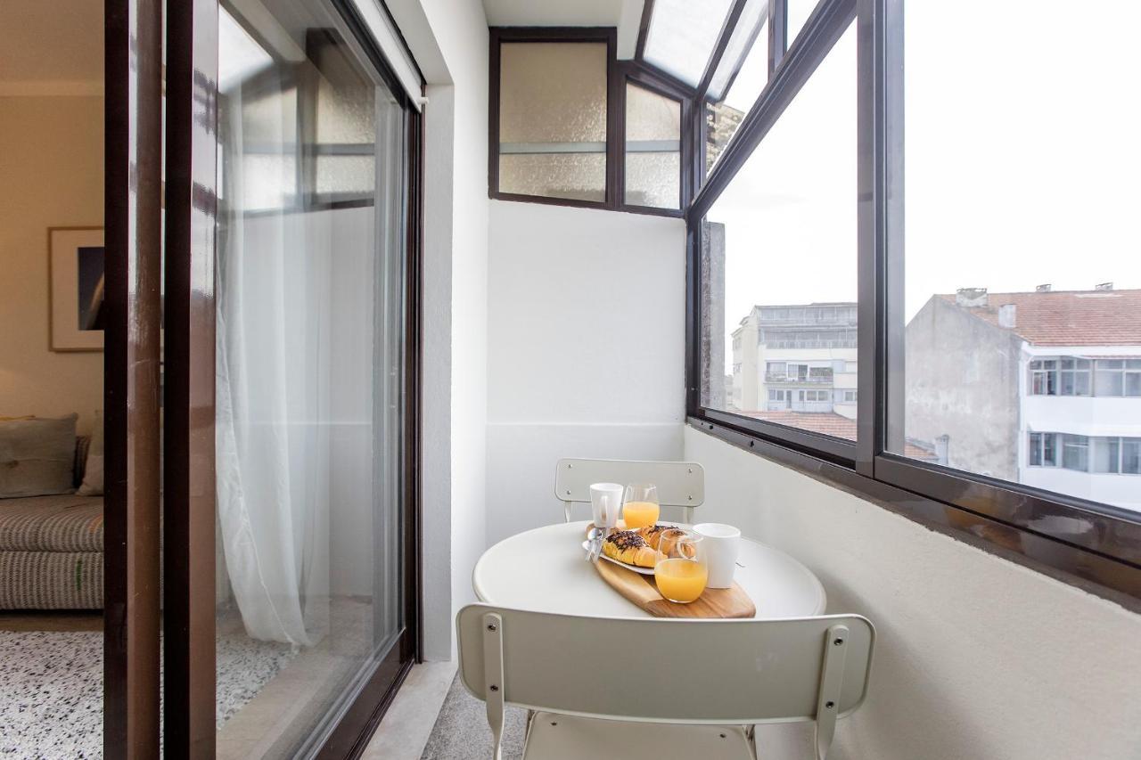 2Br Flat In Bonfim W/ Ac & Balcony By Lovelystay Porto Exterior foto